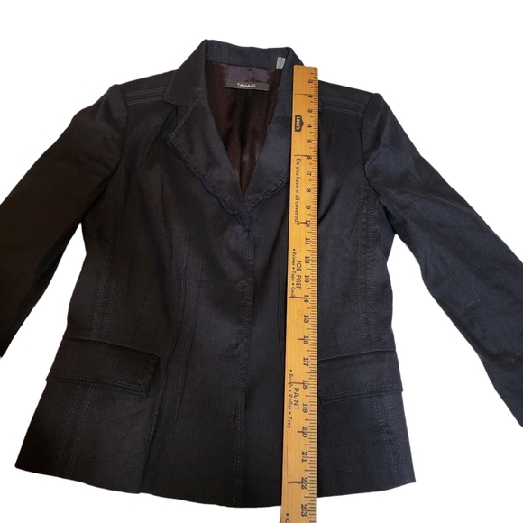 Tahari linen blend blazer - Picture 14 of 16